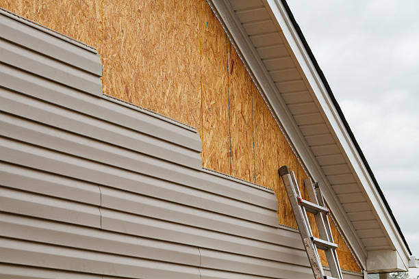 24/7 Emergency Siding Contractor experts in Manchester, PA